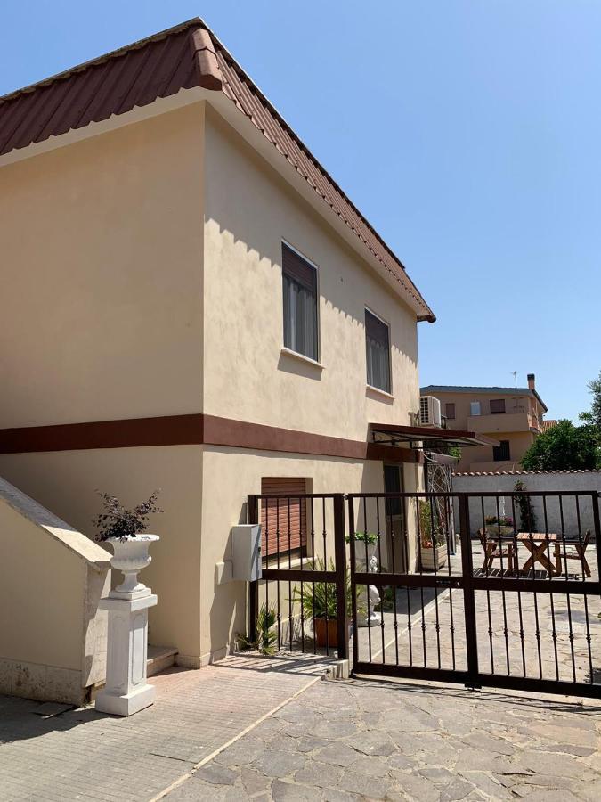 Domus Speranza Bed & Breakfast Fiumicino Exterior photo